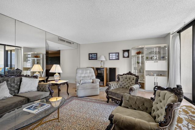 5080 N Ocean Drive 14-D, Singer Island, FL 33404