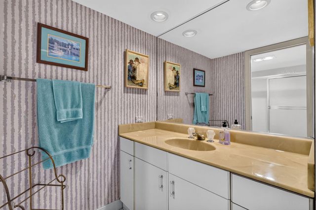 5080 N Ocean Drive 14-D, Singer Island, FL 33404