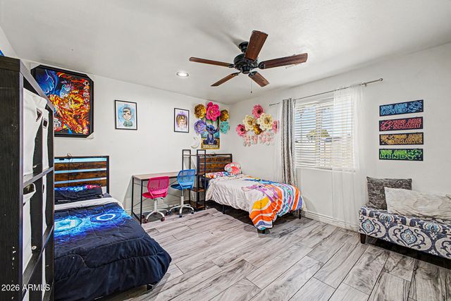 3102 W VILLA MARIA Drive, Phoenix, AZ 85053