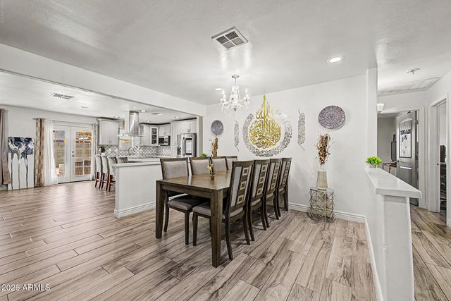 3102 W VILLA MARIA Drive, Phoenix, AZ 85053