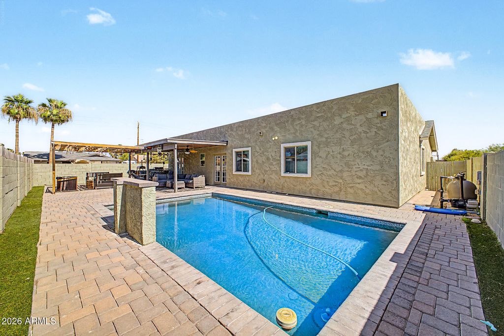 3102 W VILLA MARIA Drive, Phoenix, AZ 85053 — photo 2