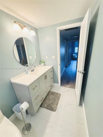 1985 S Ocean Dr 8P, Hallandale Beach, FL 33009