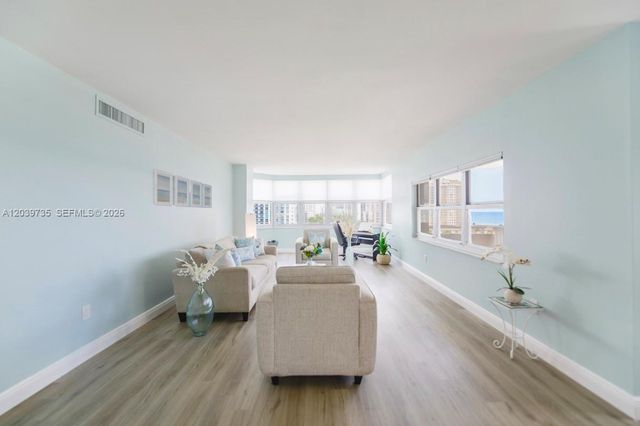 1985 S Ocean Dr 8P, Hallandale Beach, FL 33009
