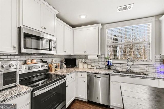 1084 Scarlet Sage Circle N, Auburn, GA 30011