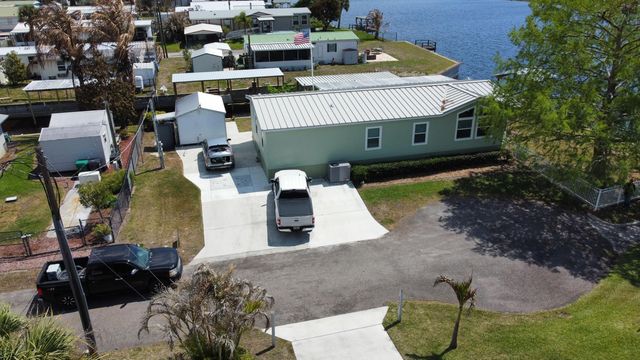 7902 SE 95th Trail, Okeechobee, FL 34974