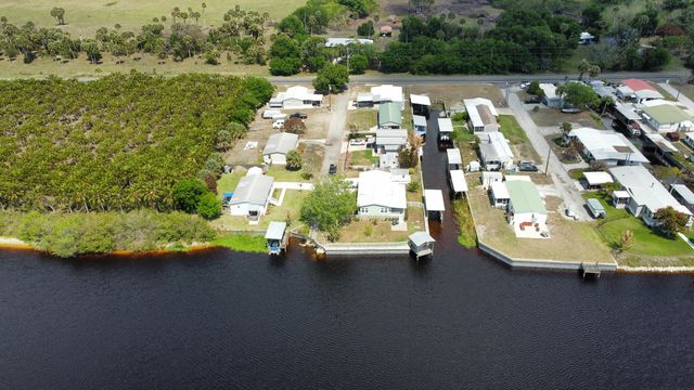 7902 SE 95th Trail, Okeechobee, FL 34974