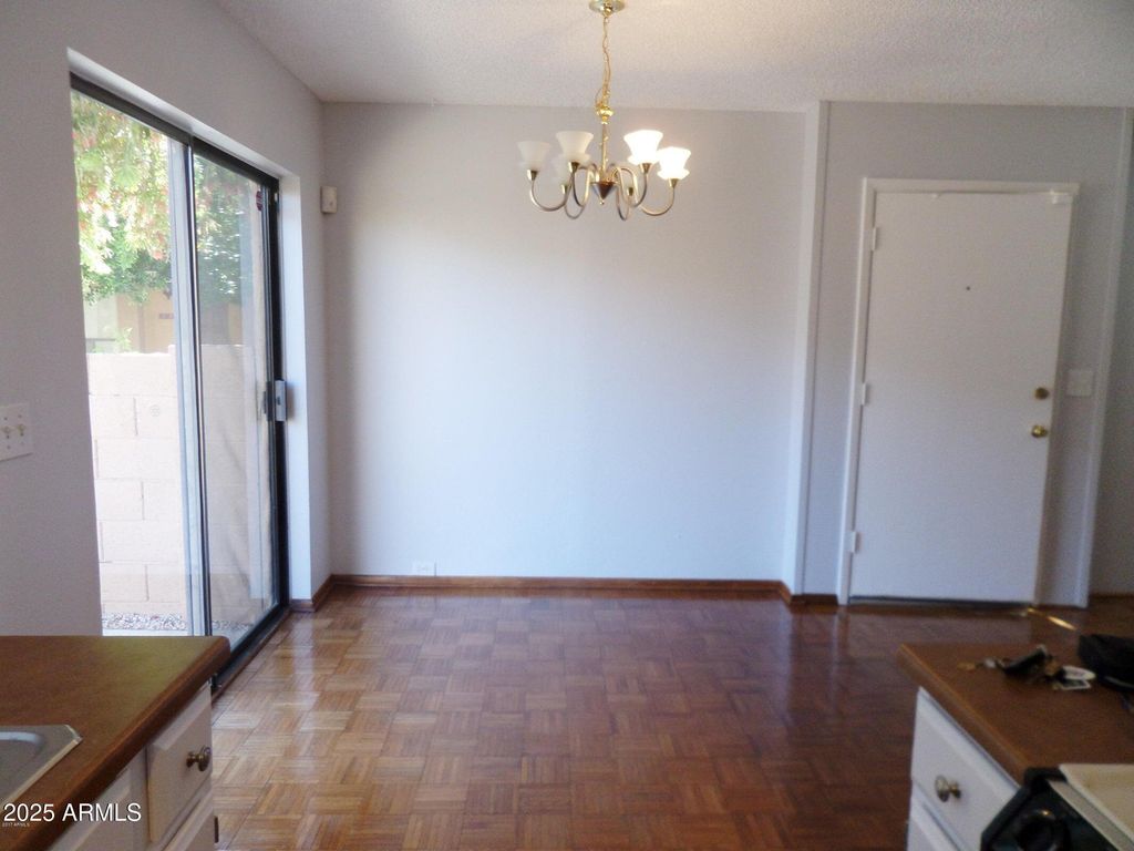 10427 N 10TH Street 3, Phoenix, AZ 85020
