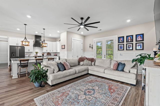 411 Chamberlin Rd., Myrtle Beach, SC 29588