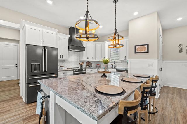 411 Chamberlin Rd., Myrtle Beach, SC 29588