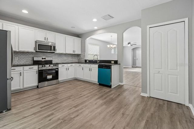 30737 WHITE BIRD AVENUE, Wesley Chapel, FL 33543