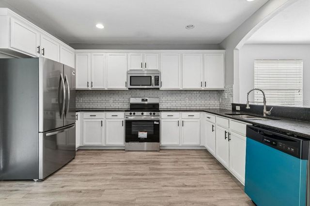 30737 WHITE BIRD AVENUE, Wesley Chapel, FL 33543