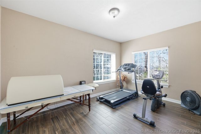 3502 E 102nd Place, Tulsa, OK 74137