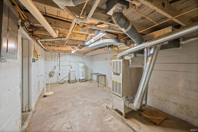 6374 N 260 W, Delphi, IN 46923