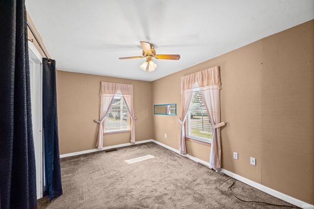 6374 N 260 W, Delphi, IN 46923