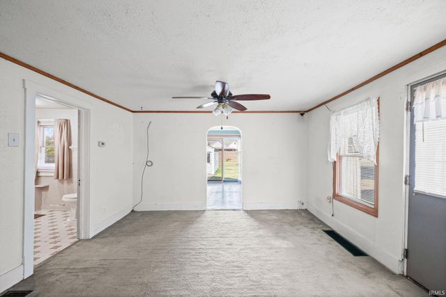 6374 N 260 W, Delphi, IN 46923