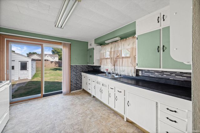 6374 N 260 W, Delphi, IN 46923