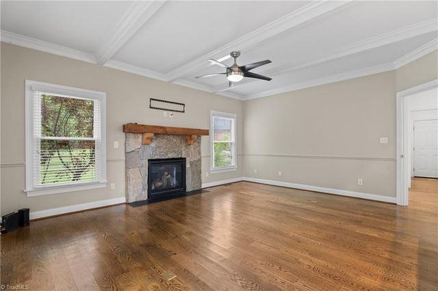 153 Suntree Drive, Advance, NC 27006