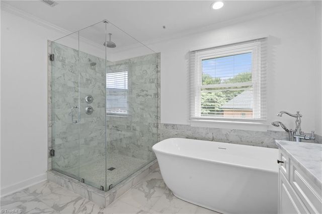 153 Suntree Drive, Advance, NC 27006