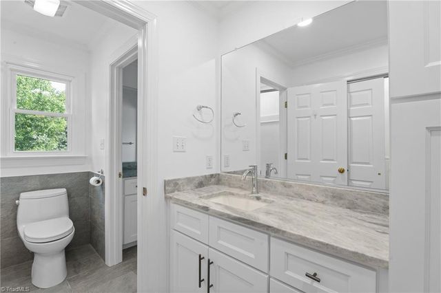 153 Suntree Drive, Advance, NC 27006