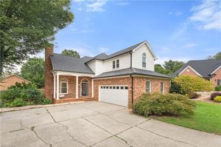 153 Suntree Drive, Advance, NC 27006