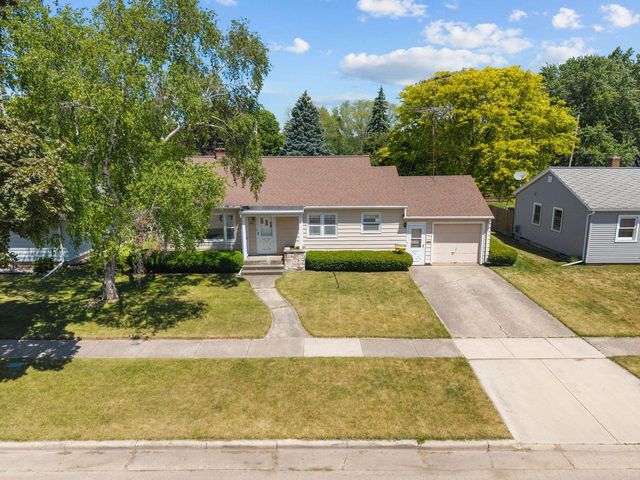 603 RUGGLES STREET, Fond Du Lac, WI 54935