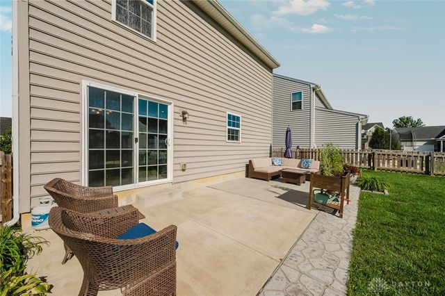 6207 Willow Oak Drive, Tipp City, OH 45371