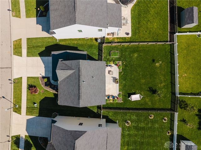6207 Willow Oak Drive, Tipp City, OH 45371