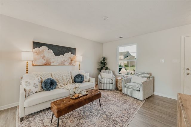 6207 Willow Oak Drive, Tipp City, OH 45371