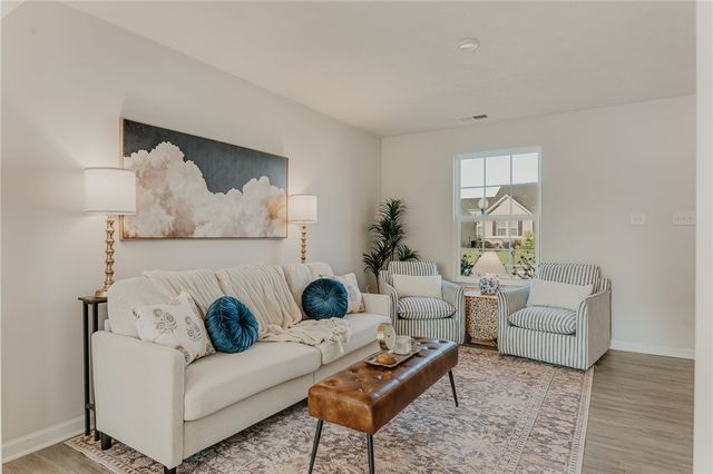6207 Willow Oak Drive, Tipp City, OH 45371