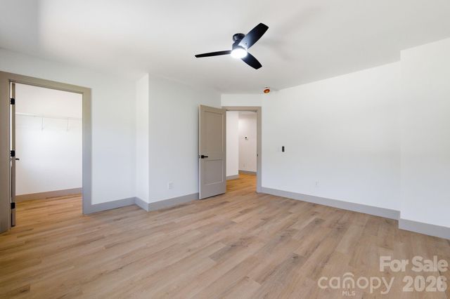 1830 31st Street NE, Hickory, NC 28601