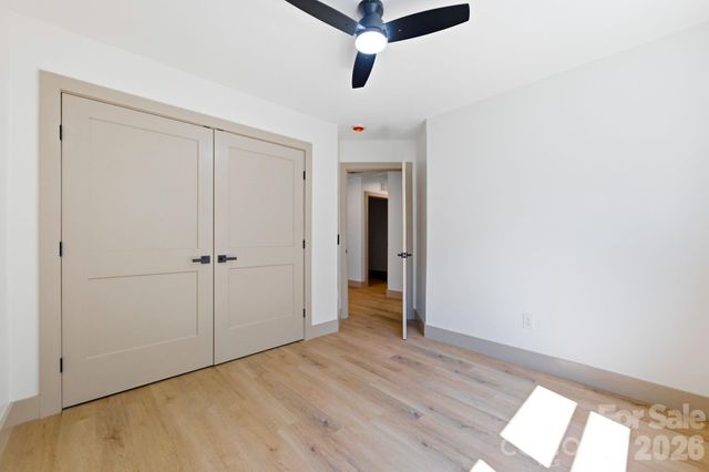 1830 31st Street NE, Hickory, NC 28601