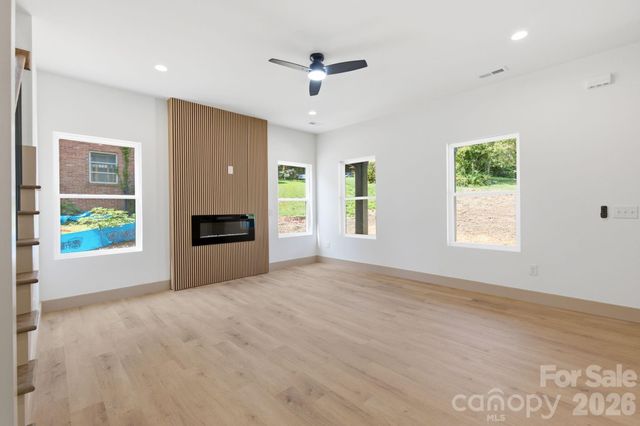 1830 31st Street NE, Hickory, NC 28601