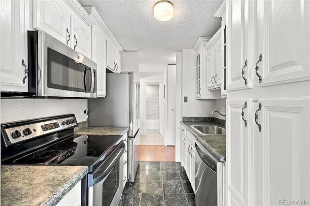 4800 E Hale Parkway 601N, Denver, CO 80220