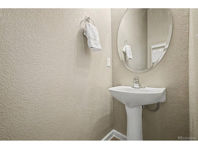 11250 Florence St 20F, Commerce City, CO 80640
