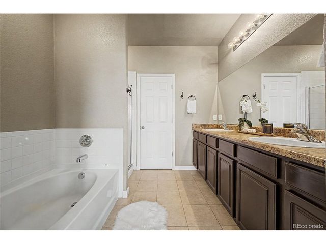 11250 Florence St 20F, Commerce City, CO 80640