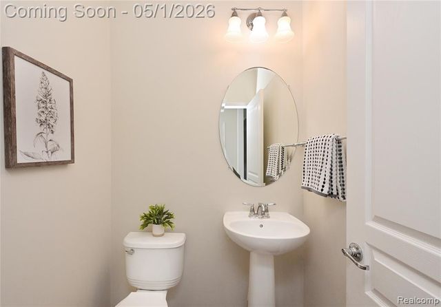 28381 Clymer Drive, Novi, MI 48377