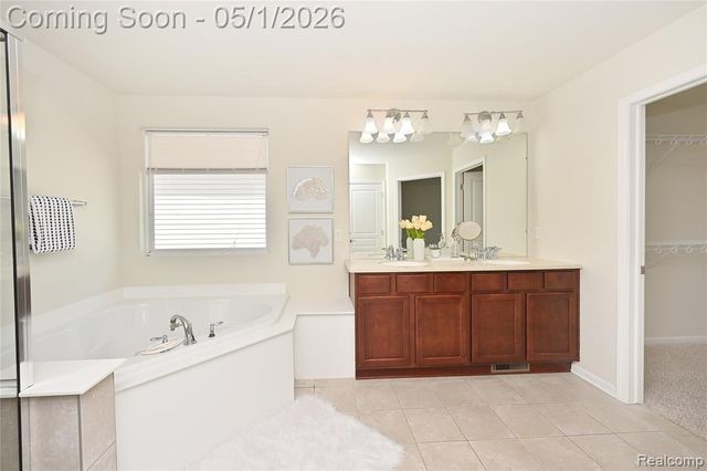 28381 Clymer Drive, Novi, MI 48377