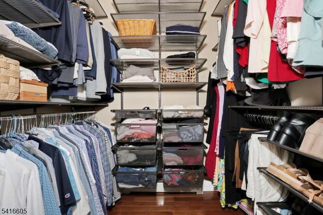 500 Rock Rd, Glen Rock Boro, NJ 07452