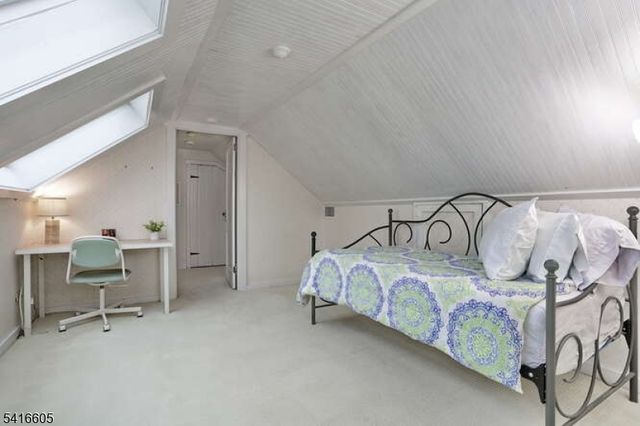 500 Rock Rd, Glen Rock Boro, NJ 07452