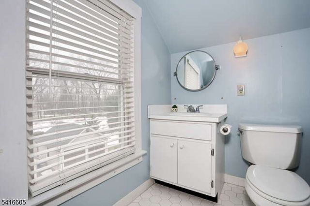 500 Rock Rd, Glen Rock Boro, NJ 07452