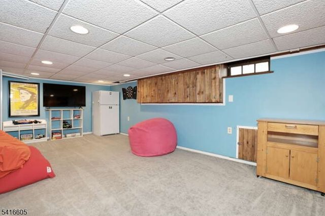 500 Rock Rd, Glen Rock Boro, NJ 07452