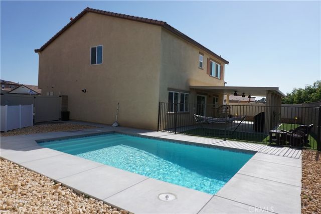 1322 Division Court, Hemet, CA 92543
