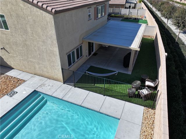 1322 Division Court, Hemet, CA 92543