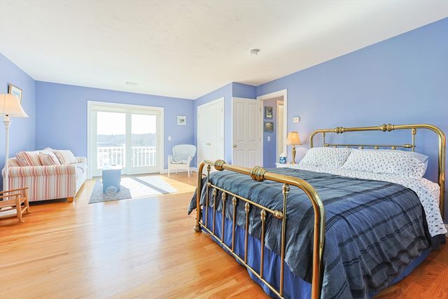 12 Burg Ave, Sandwich, MA 02563