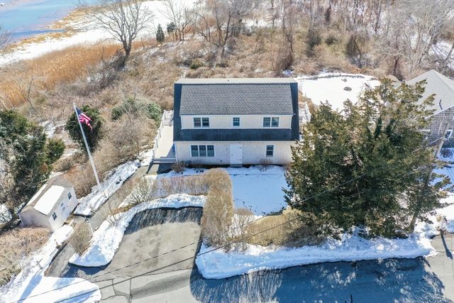 12 Burg Ave, Sandwich, MA 02563