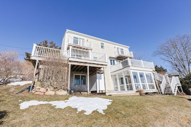 12 Burg Ave, Sandwich, MA 02563