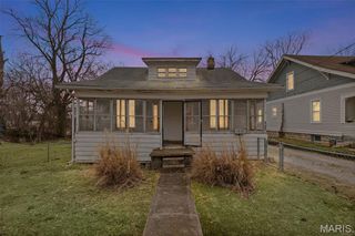 2619 Sidney Street, Alton, IL 62002