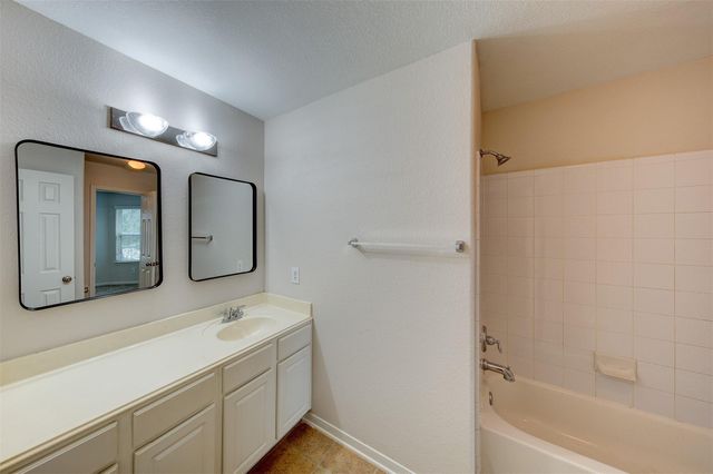 2914 Granite Vale Road, Houston, TX 77084