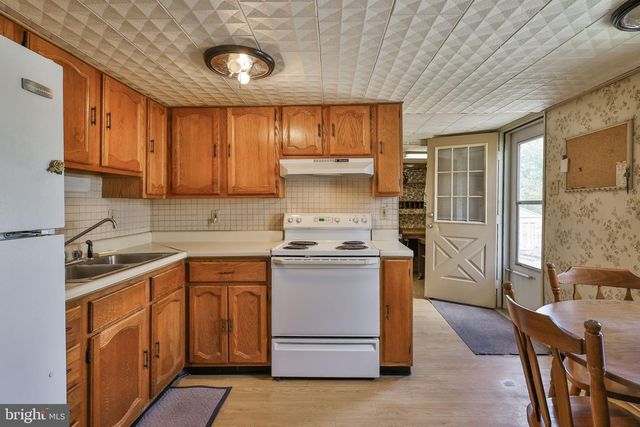 1535 MONOCACY ST, Bethlehem, PA 18018