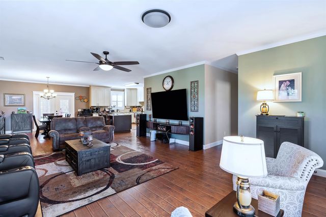 262 Green Farm Road, Chesnee, SC 29323